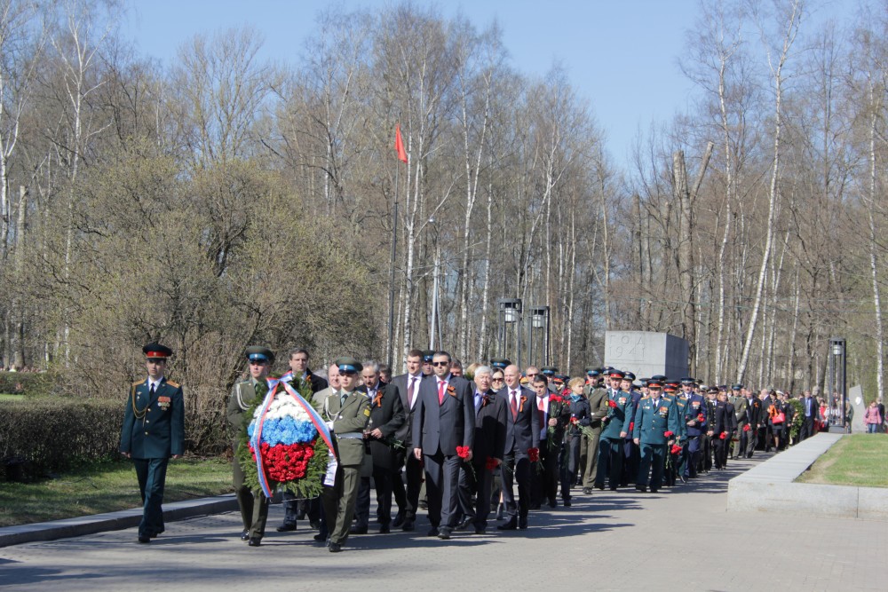 8 мая 2013 года, Серафимовское кладбище